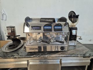 Cafetera Expobar + Molinillo+ mueble