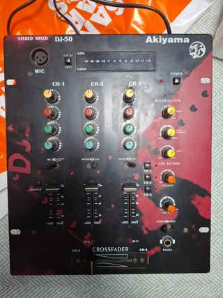Mesa mezclas Akiyama DJ-50