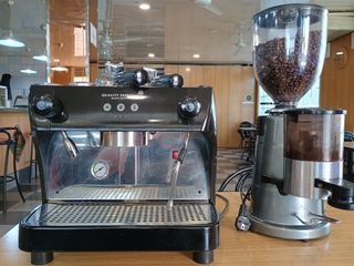 Oferta Cafetera Profesional + Molinillo de Café Pr