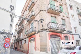 Edificio en venta en Artés