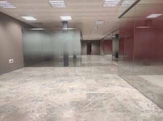 Local comercial en alquiler en Doctor Cerrada en Zaragoza