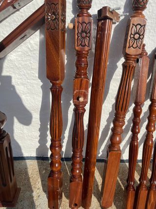 Escalera madera tallada