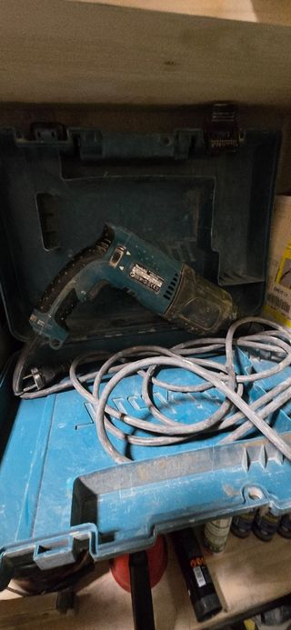 Martillo percutor Makita HR2230 - 22mm