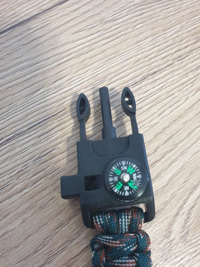 Braccialetto survival