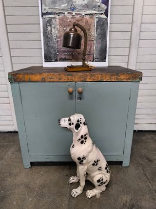 Antigua lámpara de despacho.