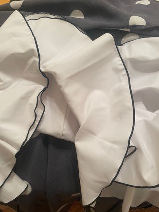 Traje Flamenca lunares blanco-negro, talla 52