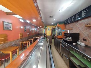 Bar-Restaurante con terraza