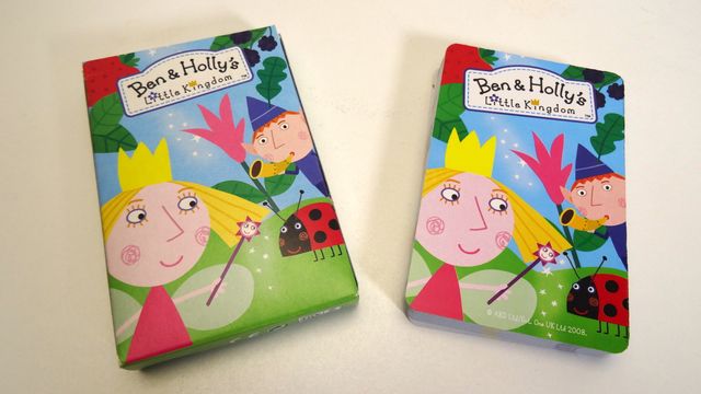 Juego de cartas de Ben y Holly +3 años como nuevo