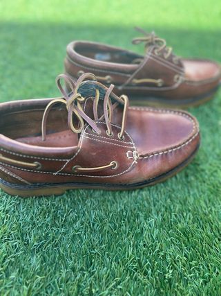 Náuticos marrones de piel