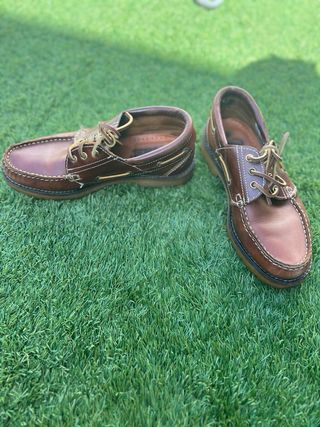 Náuticos marrones de piel