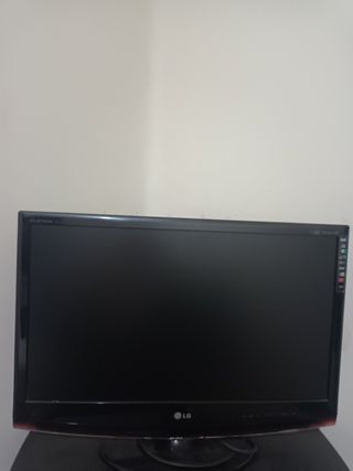 TV LG Full HD 1080p Monitor