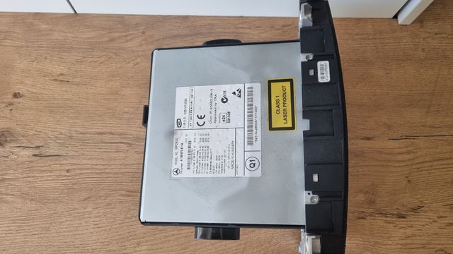 Radio CD Mercedes Benz - Pantalla rota