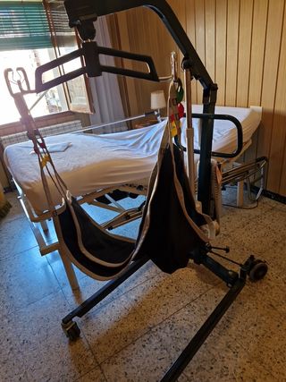 Grúa paciente + cama articulada