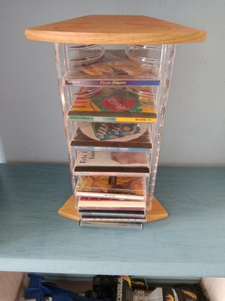 Estante para CDs - Madera y Acrílico