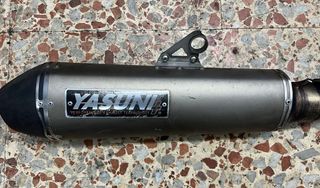 Escape Yasuni Suzuki Burgman 125