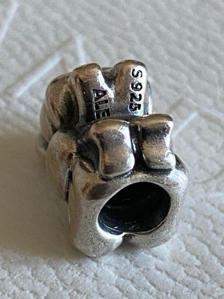 Charm Pandora ORIGINAL Lazo de amor