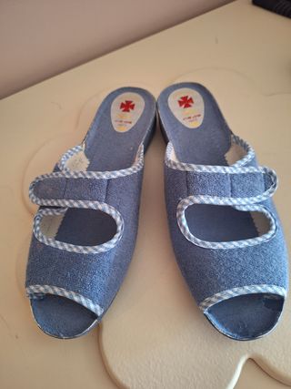 Zapatillas anatómicas estar por casa azules