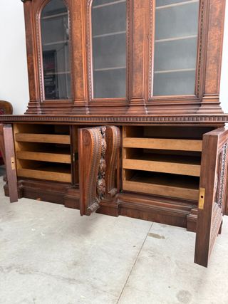 Aparador francés antiguo de roble y caoba