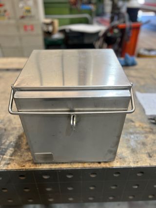 Caja herramientas inoxidable