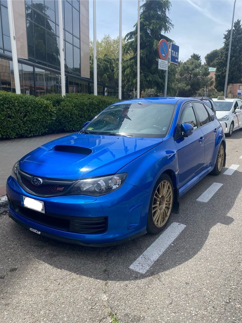 Subaru Impreza STI Hatchback 2008 - foto 1