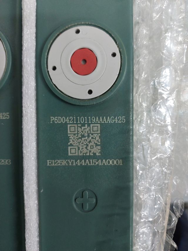 4 Baterías LifePo4 3.2V 100Ah