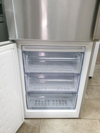Nevera Beko combi 200x60cm A+ garantía y envío 