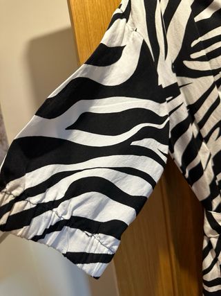Vestido Zara cebra , animal print - Talla L