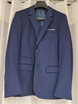 Traje juvenil para graduación, eventos, etc.