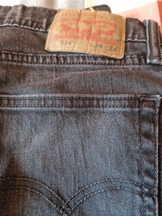 Vaqueros Levis negros