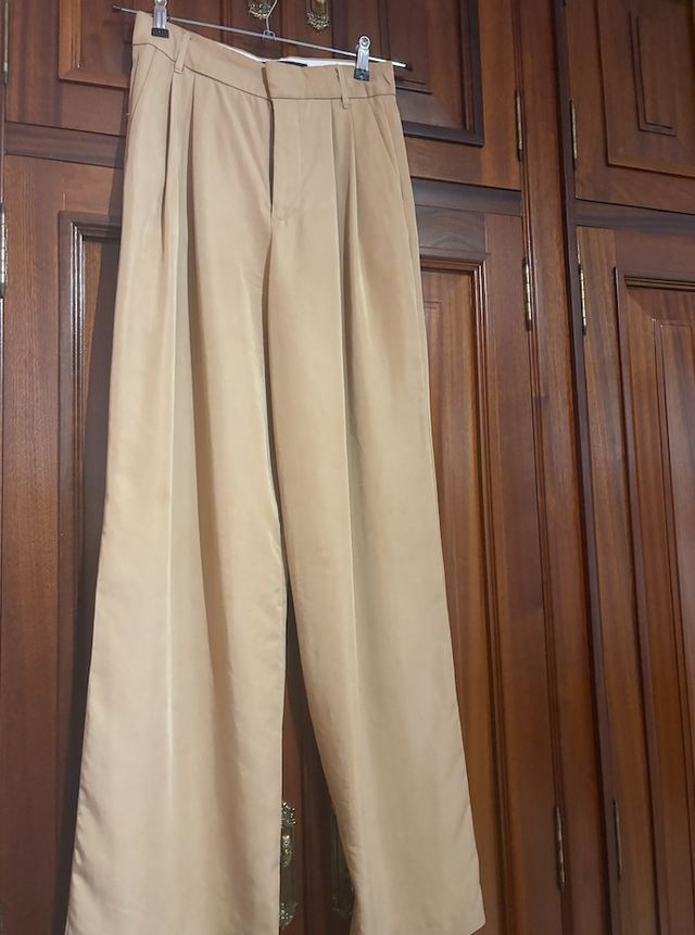 Pantalones anchos beige