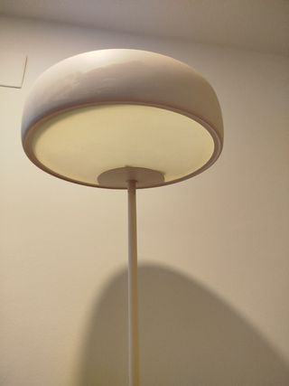 Lámpara de pie blanca - 2 luces led y normal