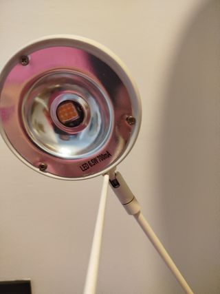 Lámpara de pie blanca - 2 luces led y normal