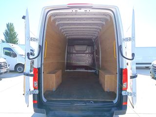 Volkswagen Crafter FURGON LARGO L4H3 140 CV