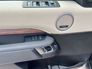 Land-Rover Discovery 3.0 TD6 HSE Luxury Auto