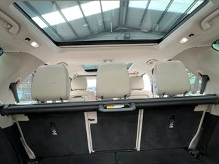 Land-Rover Discovery 3.0 TD6 HSE Luxury Auto