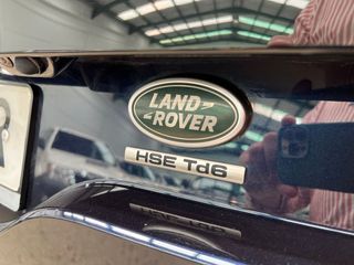 Land-Rover Discovery 3.0 TD6 HSE Luxury Auto