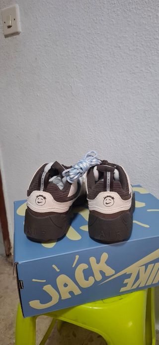 Zapatillas Nike Zoom Field Jax - Beige/Azul