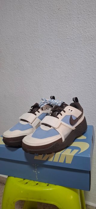 Zapatillas Nike Zoom Field Jax - Beige/Azul