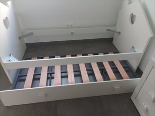 Cama nido infantil de madera blanca