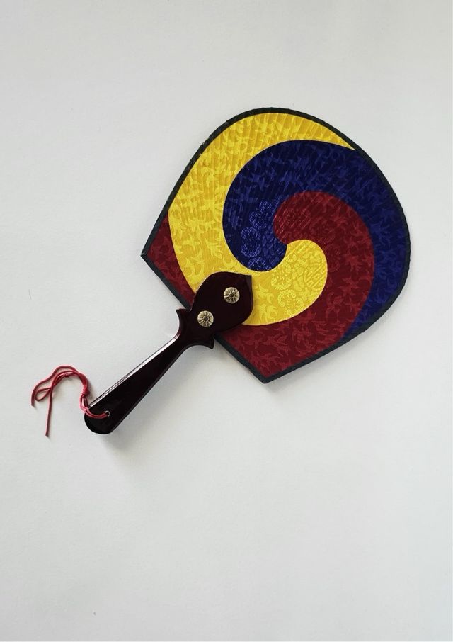 Abanico coreano - Rojo y Amarillo