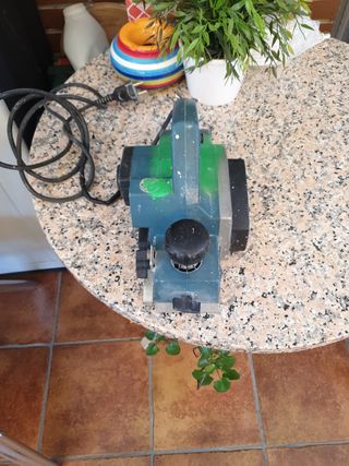 Cepillo eléctrico carpintero