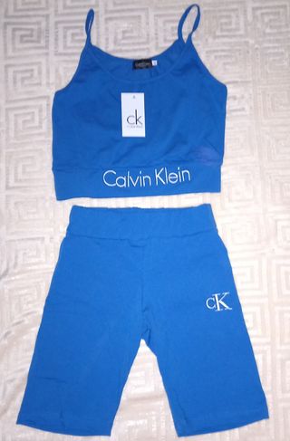 Conjunto deportivo mujer Calvin Kl