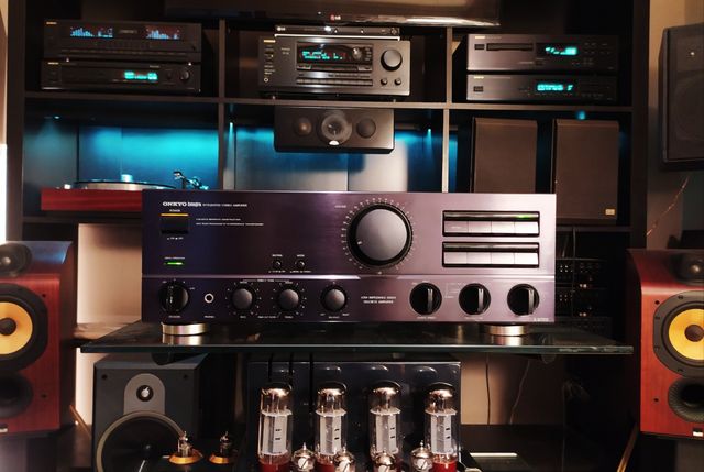 Amplificatore ONKYO integra