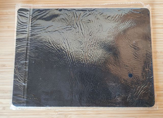 Alfombrilla juegos de mesa - medidas fundas cartas