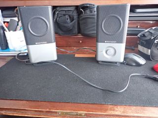 Altavoces Altec Lansing 220
