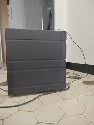 Minicadena Aiwa + Altavoz Philips SW 3050