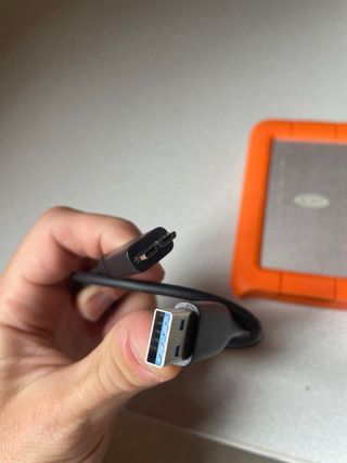 Disco duro Lacie 1TB - Externo