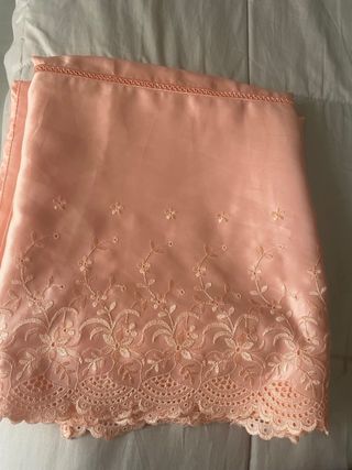 Sábanas raso bordadas rosa - 135cm