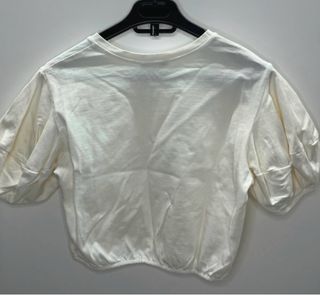 Crop top Zara - Blanco/crema - Manga abullonada