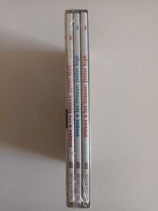 Precintado Ataque a los Titanes Junior High dvd